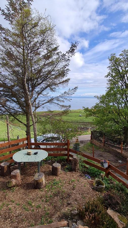 The Tall Pines Yurt Helmsdale Exterior photo